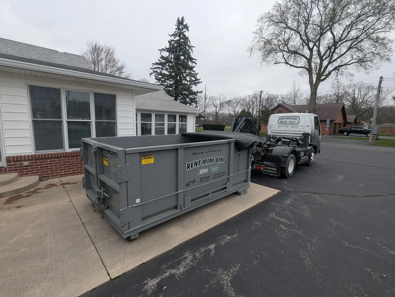 rentminibins2